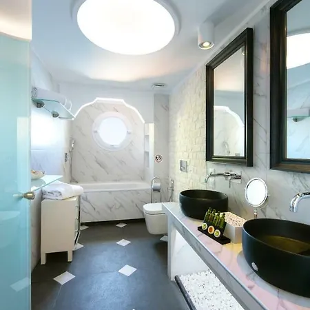 Hotel Karalis