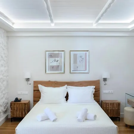 Karalis Hotel 3*