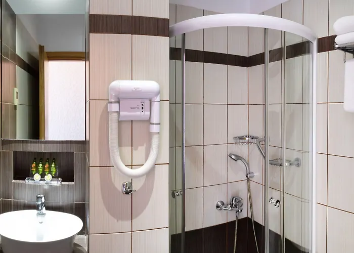 Karalis 3* بيلوس