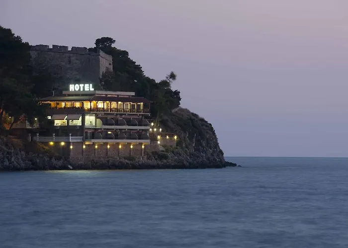 Hotel Karalis 3*